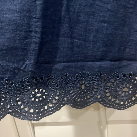 Ann Taylor Navy Linen Top - Size L - Picture 4 of 5